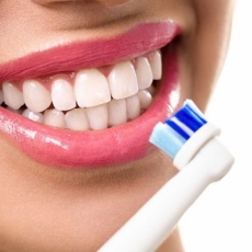 Top tips on brushing your teeth